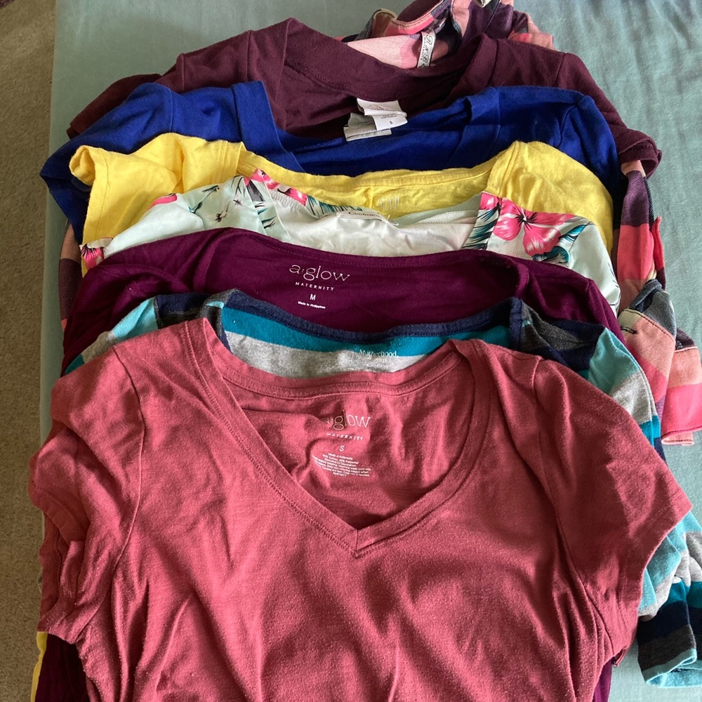13 short sleeve maternity shirts lot